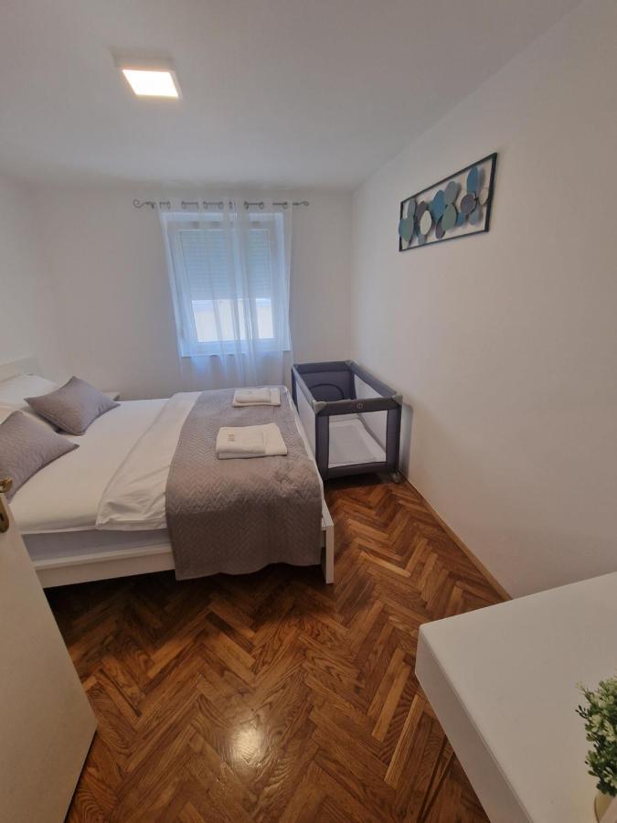 Goya - Selce Apartment Exterior photo